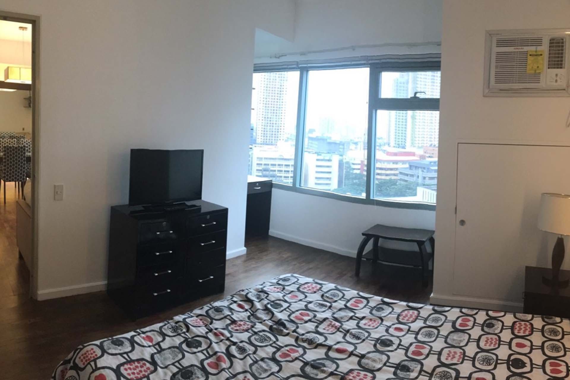 "1BR Condo for Rent in One Legazpi Park, Legazpi Village, Makati"04