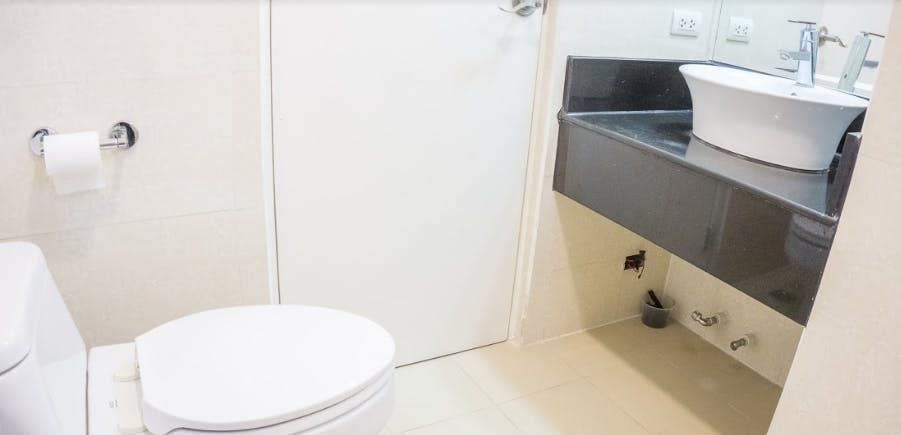 "2BR Condo for Rent in Bellagio III, BGC - Bonifacio Global City, Tagui"08