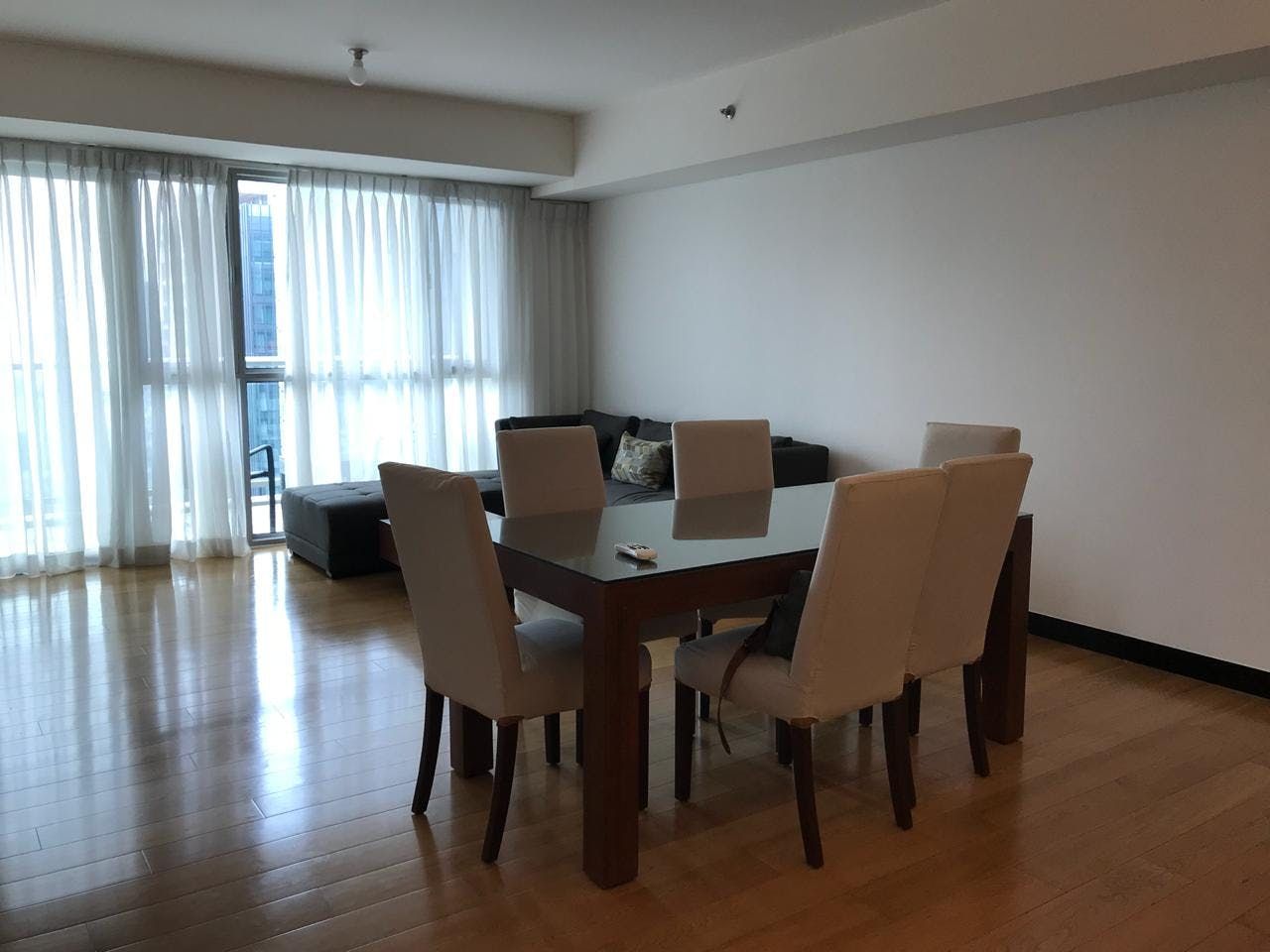 "2BR Condo for Rent in One Serendra, BGC - Bonifacio Global City, Tagui"04