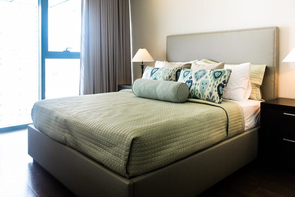"3BR Condo for Rent in Edades Tower and Garden Villas, Rockwell Center,"10