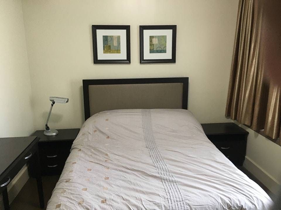"2BR Condo for Rent in Edades Tower and Garden Villas, Rockwell Center,"06