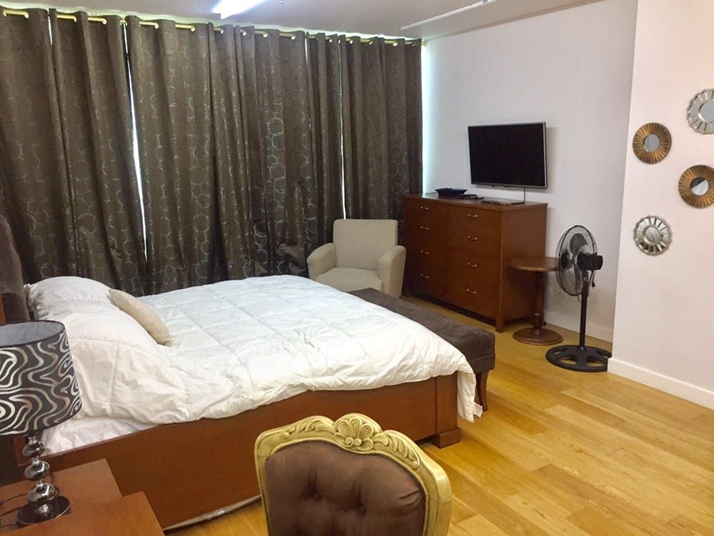 "2BR Condo for Rent in Park Terraces, San Lorenzo, Makati"05