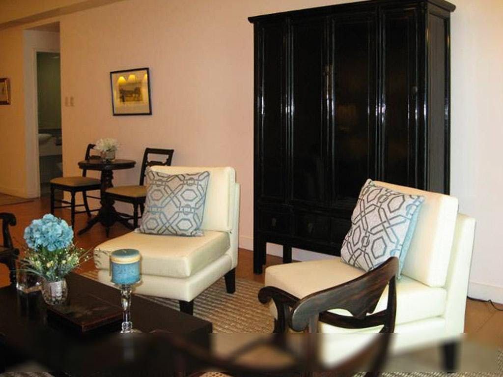 "1BR Condo for Rent in Park Terraces, San Lorenzo, Makati"03