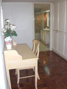 "2BR Condo for Rent in Sunrise Terrace, Legazpi Village, Makati"04