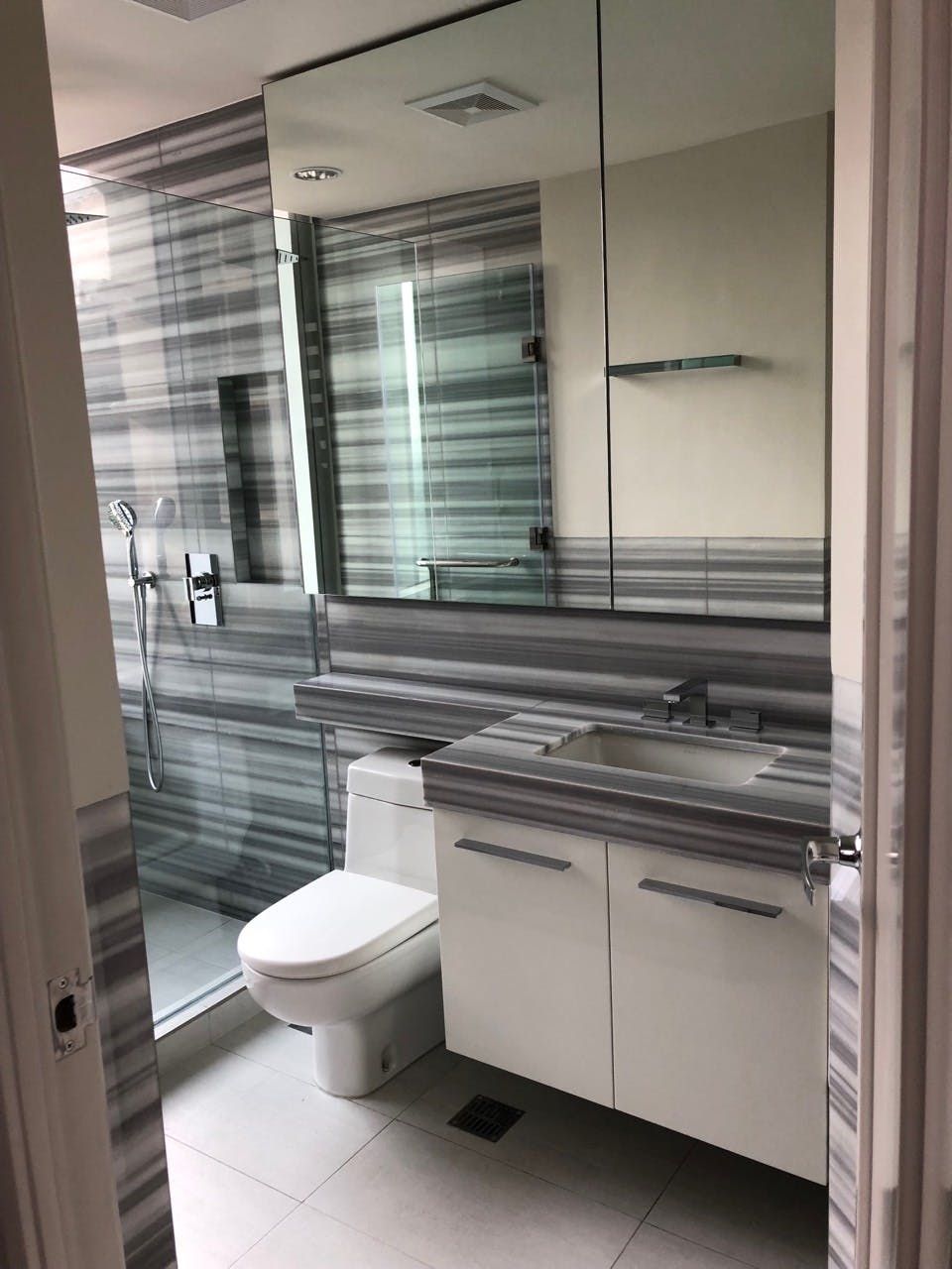 "2BR Condo for Rent in Proscenium at Rockwell, Rockwell Center, Makati"08