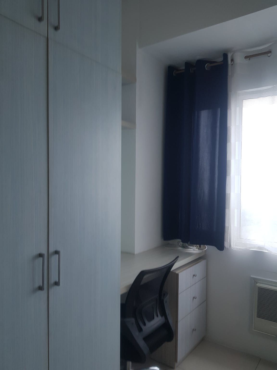 "2BR Condo for Rent in One Burgundy Plaza, Loyola Heights, Quezon City"07