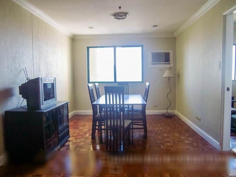 "3BR Condo for Rent in Alpha Salcedo, Salcedo Village, Makati"04