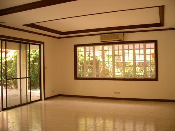 "4BR House for Rent in Dasmari?as Village, Makati"05