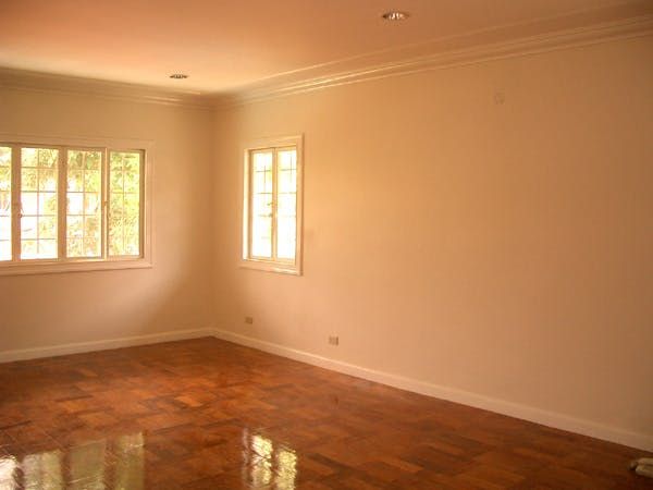 "4BR House for Rent in Dasmari?as Village, Makati"09