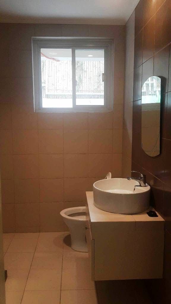"4BR House for Rent in San Lorenzo Village, Makati"10