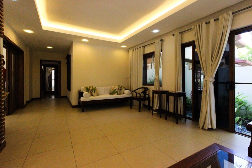"4BR House for Rent in Ayala Alabang Village, Muntinlupa"10