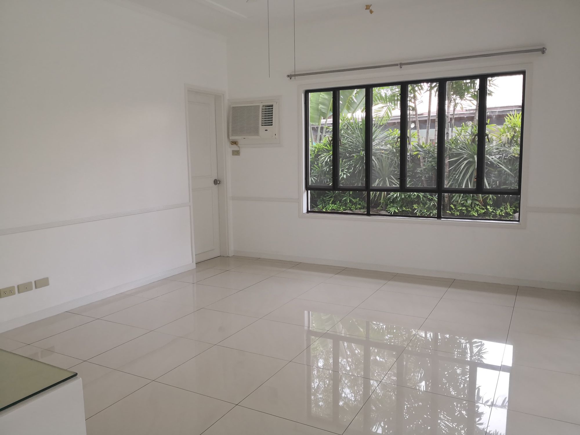 "4BR House for Rent in Ayala Alabang Village, Muntinlupa"06