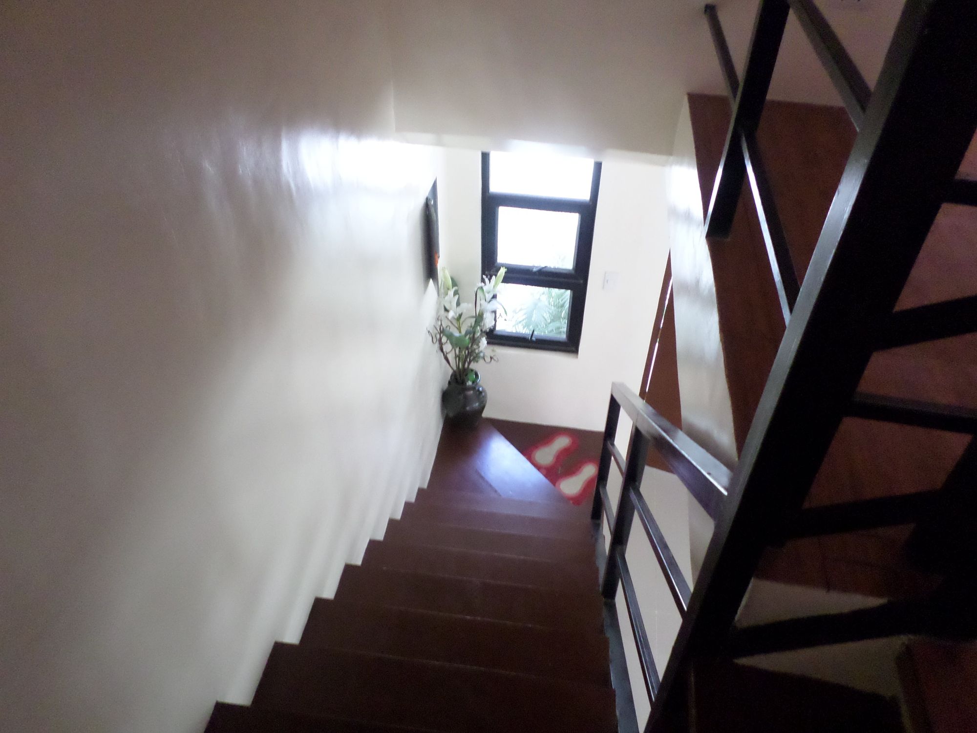 "3BR House for Rent in Magallanes, Makati"08