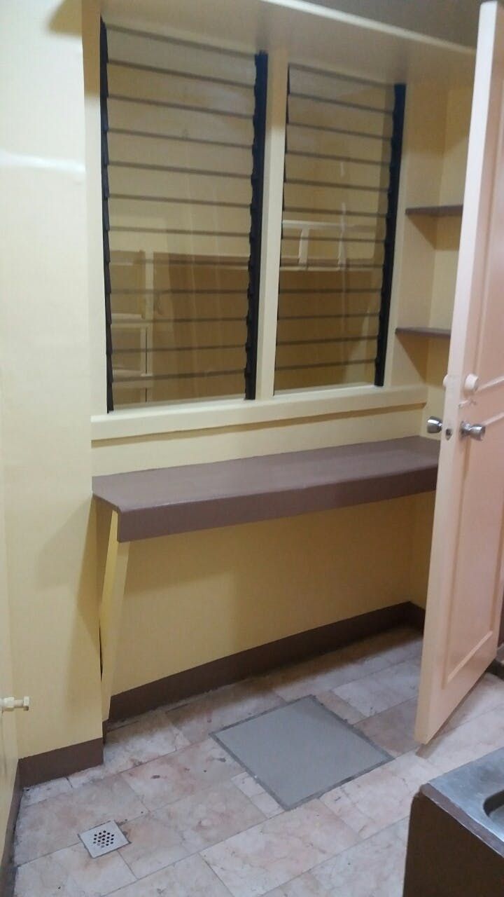 "3BR House for Rent in Palm Village, Makati"06