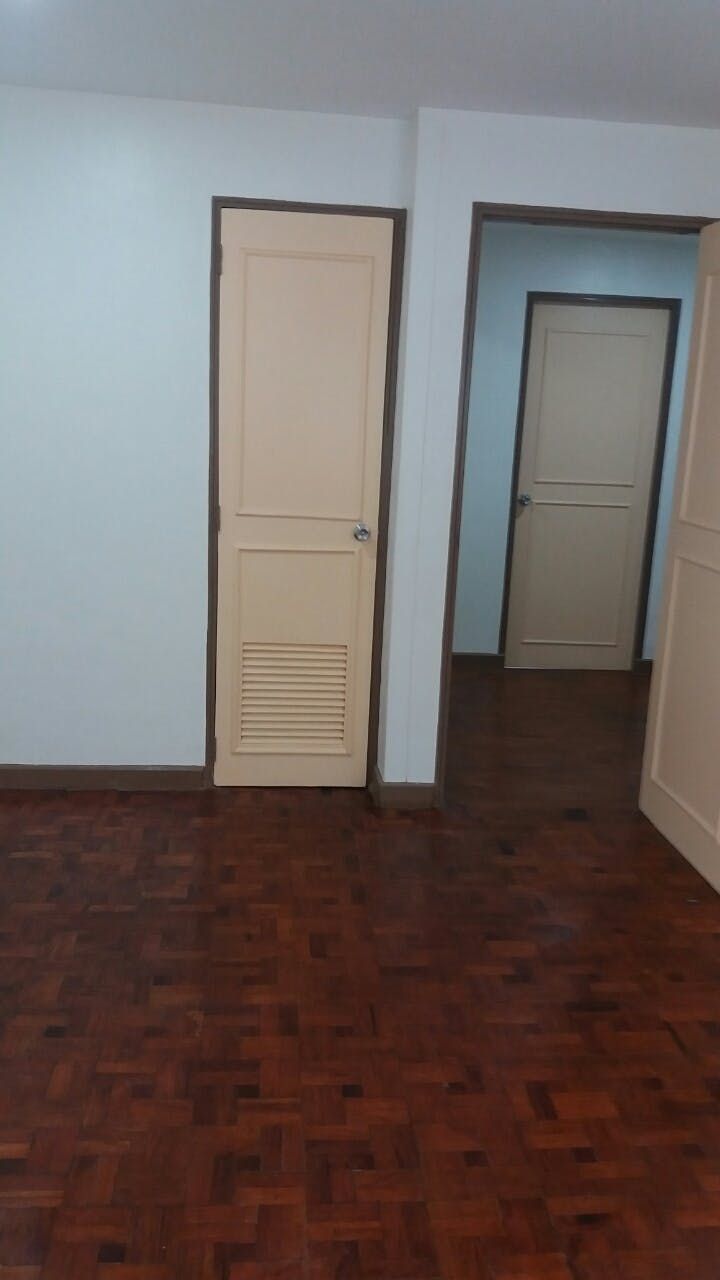 "3BR House for Rent in Palm Village, Makati"10