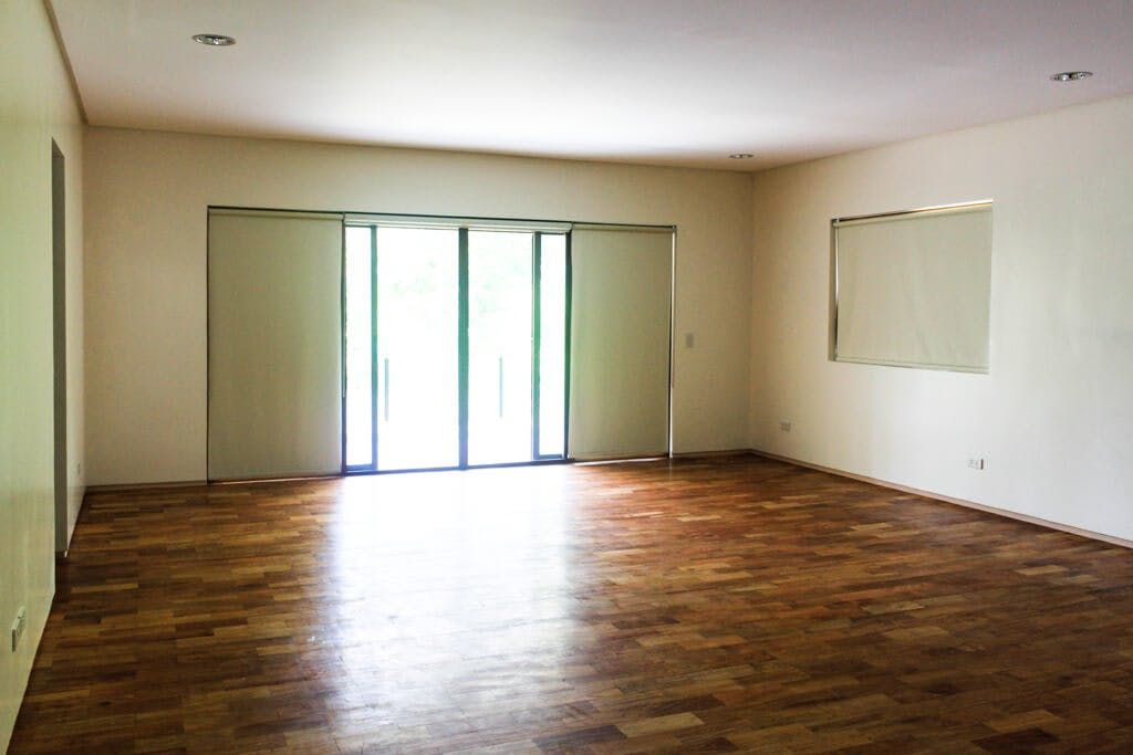 "5BR House for Rent in Ayala Alabang Village, Muntinlupa"10