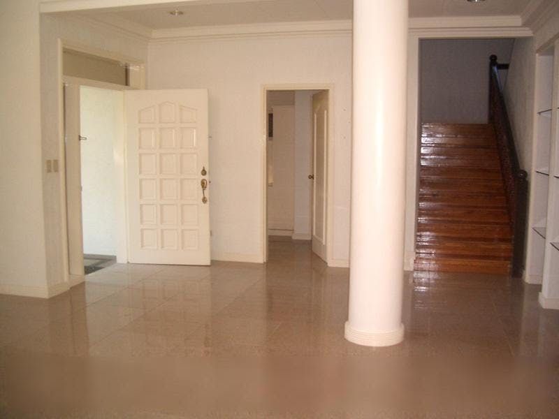 "4BR House for Rent in Ayala Alabang Village, Muntinlupa"10