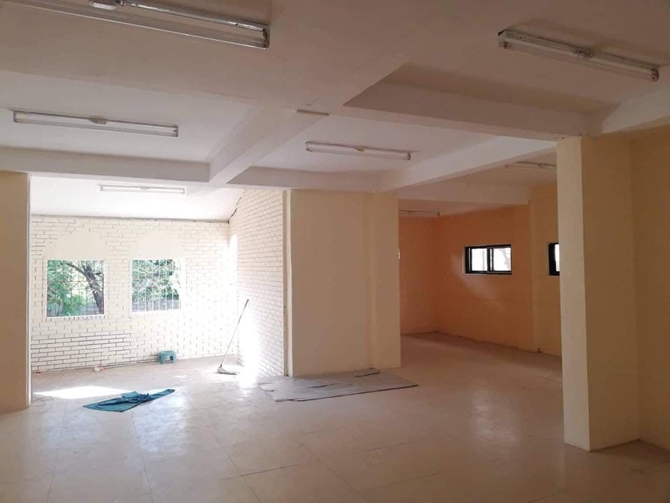 "8BR House for Rent in Kapitolyo, Pasig"04