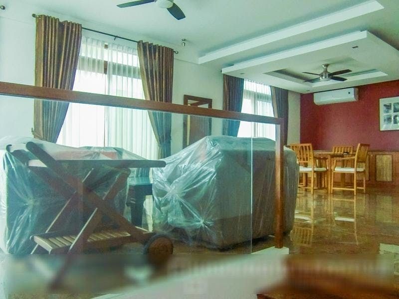 "4BR House for Rent in McKinley Hill, Taguig"08