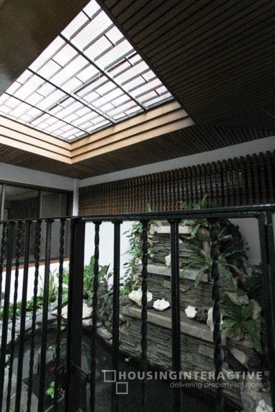 "4BR House for Rent in Dasmari?as Village, Makati"04