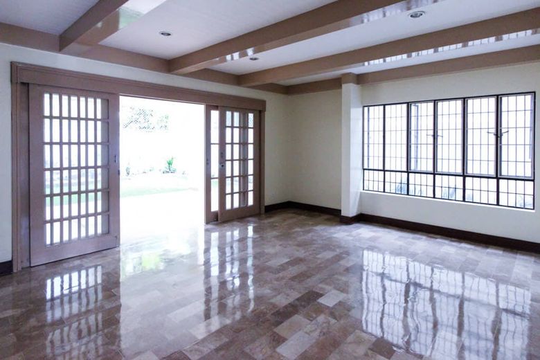 "5BR