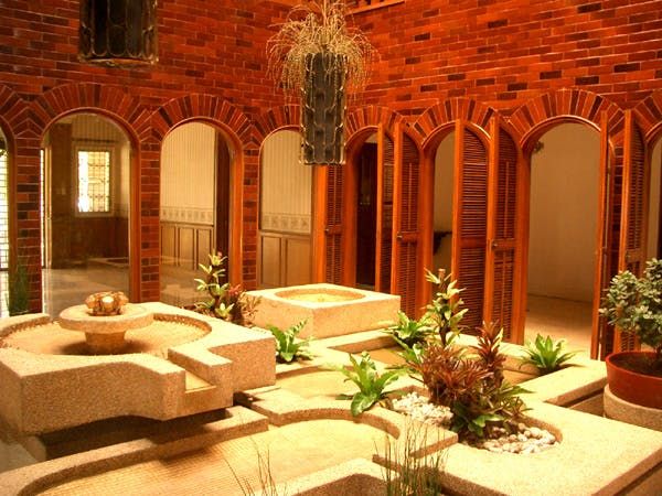 "7BR House for Rent in Dasmari?as Village, Makati"06