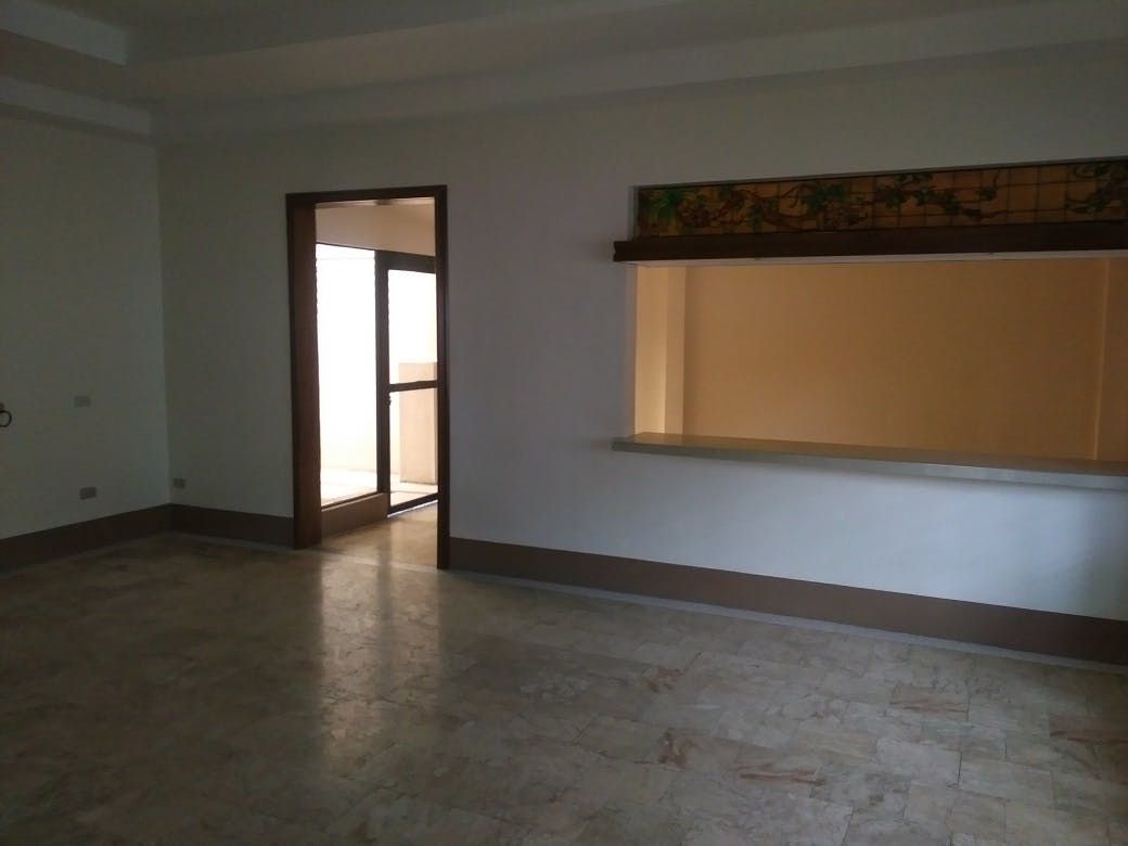 "8BR House for Rent in Teacher's Village, Quezon City"10