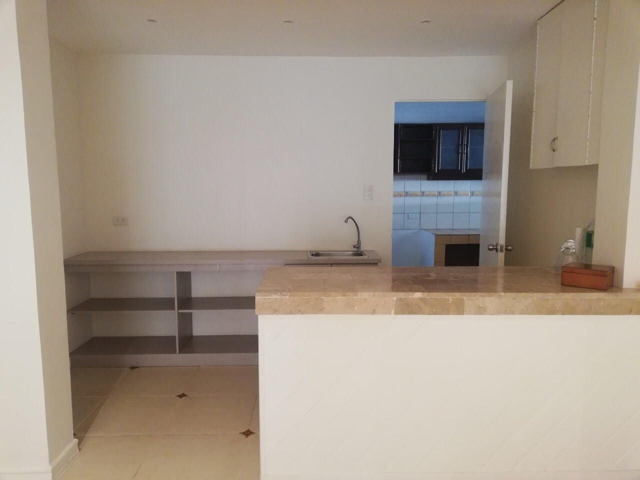 "5BR House for Rent in White Plains, Quezon City"06