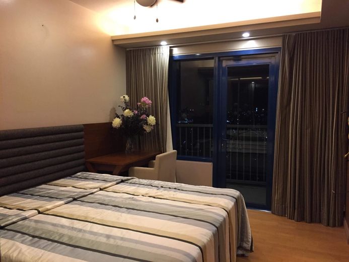 "1BR