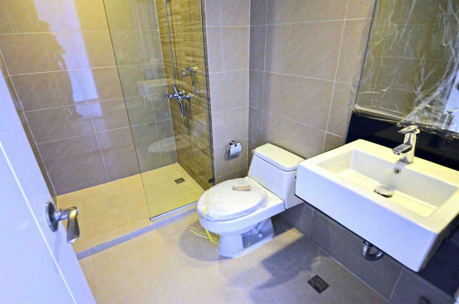 "1BR Condo for Rent in The Venice Luxury Residences, McKinley Hill, Tag"04