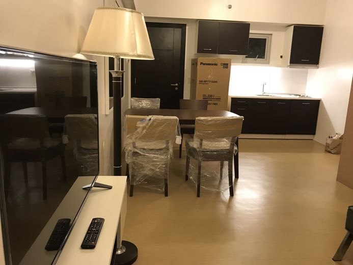 "1BR