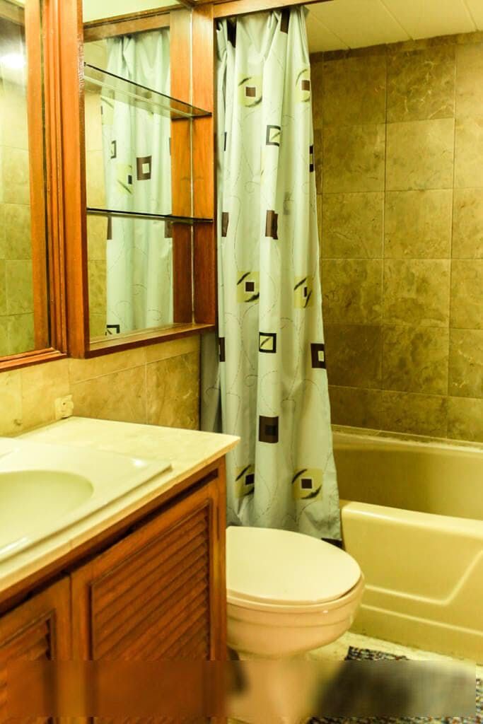 "1BR Condo for Rent in Tropical Palms, Legazpi Village, Makati"08