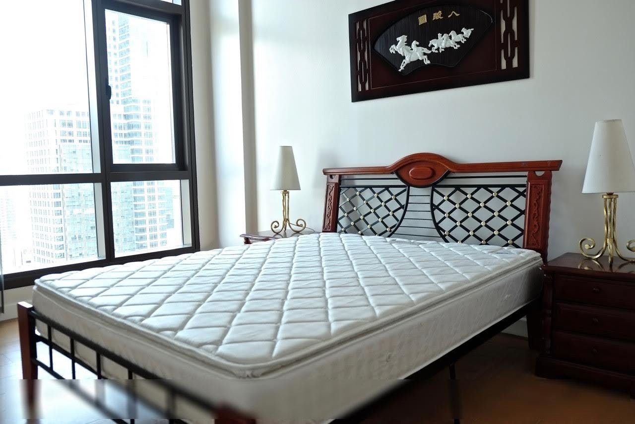 "2BR Condo for Rent in The Shang Grand Tower, Legazpi Village, Makati"06