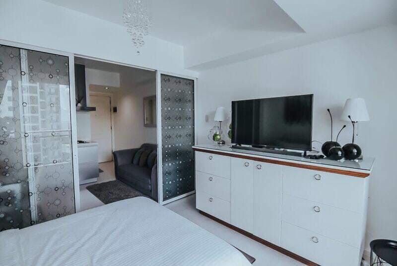 "1BR Condo for Rent in Azure Urban Resort Residences, Bicutan, Para?aqu"10