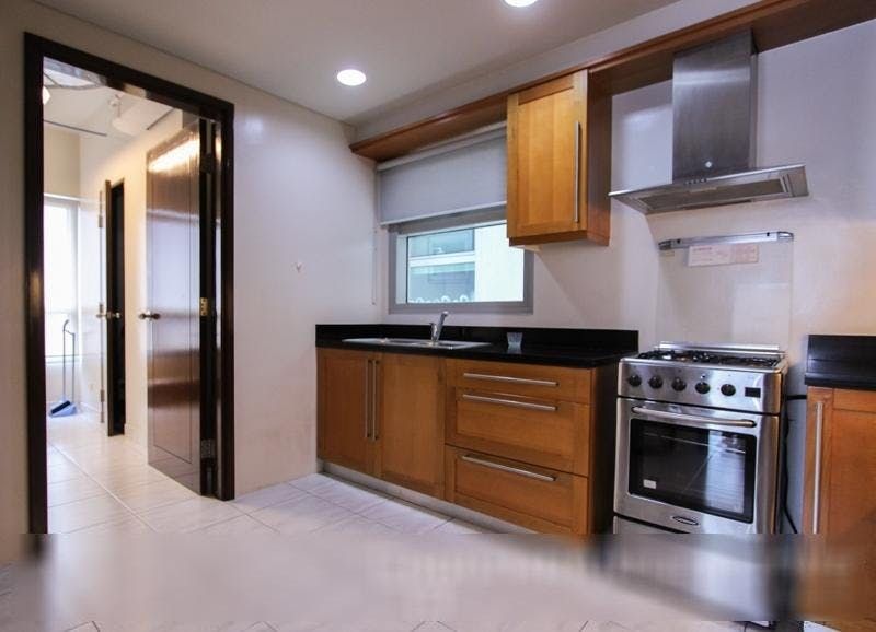 "2BR Condo for Rent in The Residences at Greenbelt, Legazpi Village, Ma"10