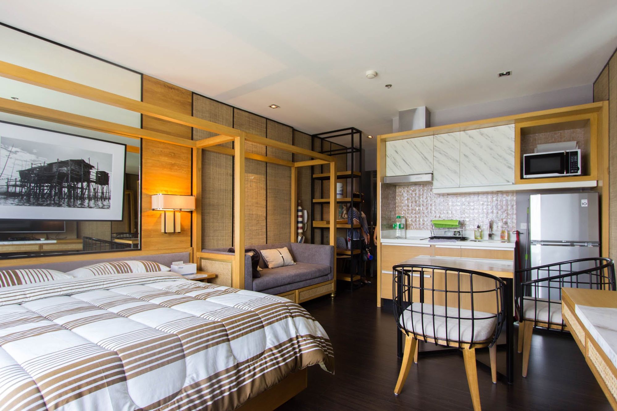 "Studio Condo for Rent in The Knightsbridge Residences, Poblacion, Maka"09
