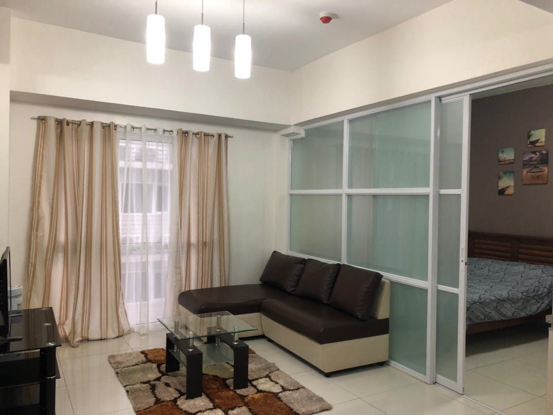 "1BR Condo for Rent in Signa Designer Residences, Salcedo Village, Maka"04