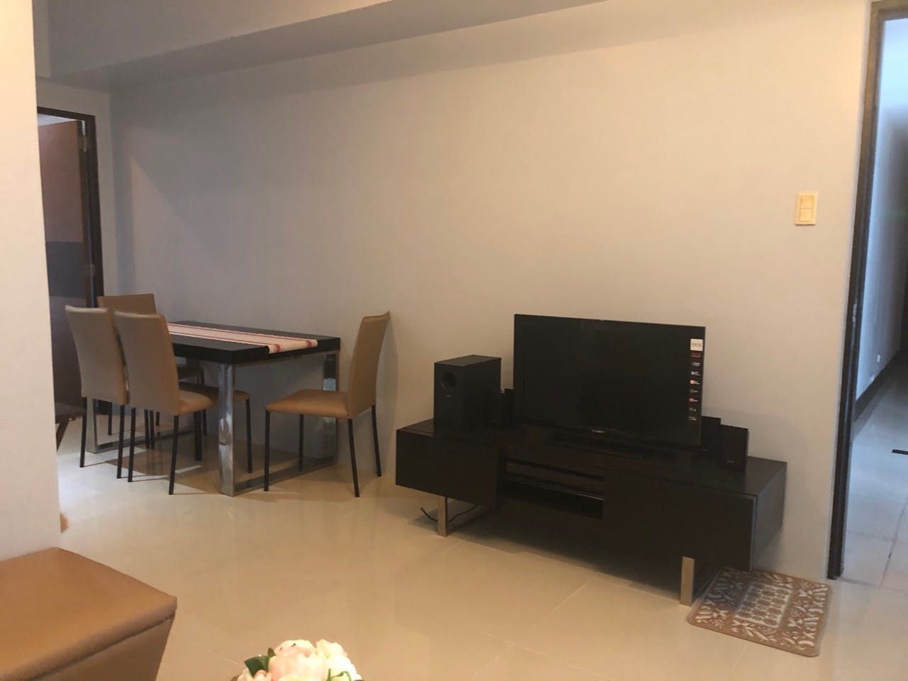 "1BR Condo for Rent in Greenbelt Chancellor, Legazpi Village, Makati"06