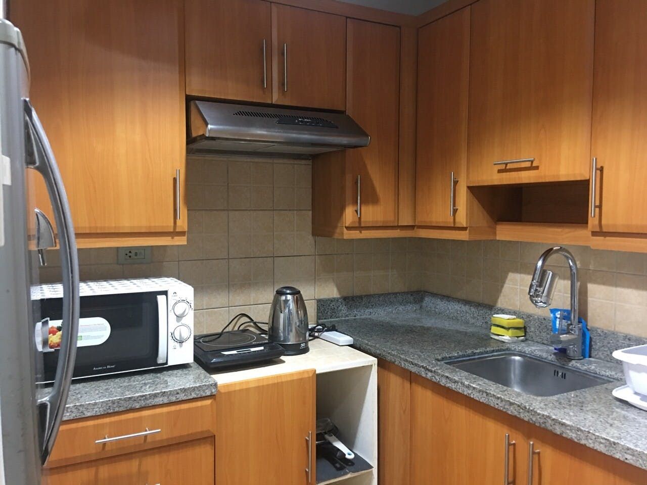 "Studio Condo for Rent in Fairways Tower, BGC - Bonifacio Global City,"06