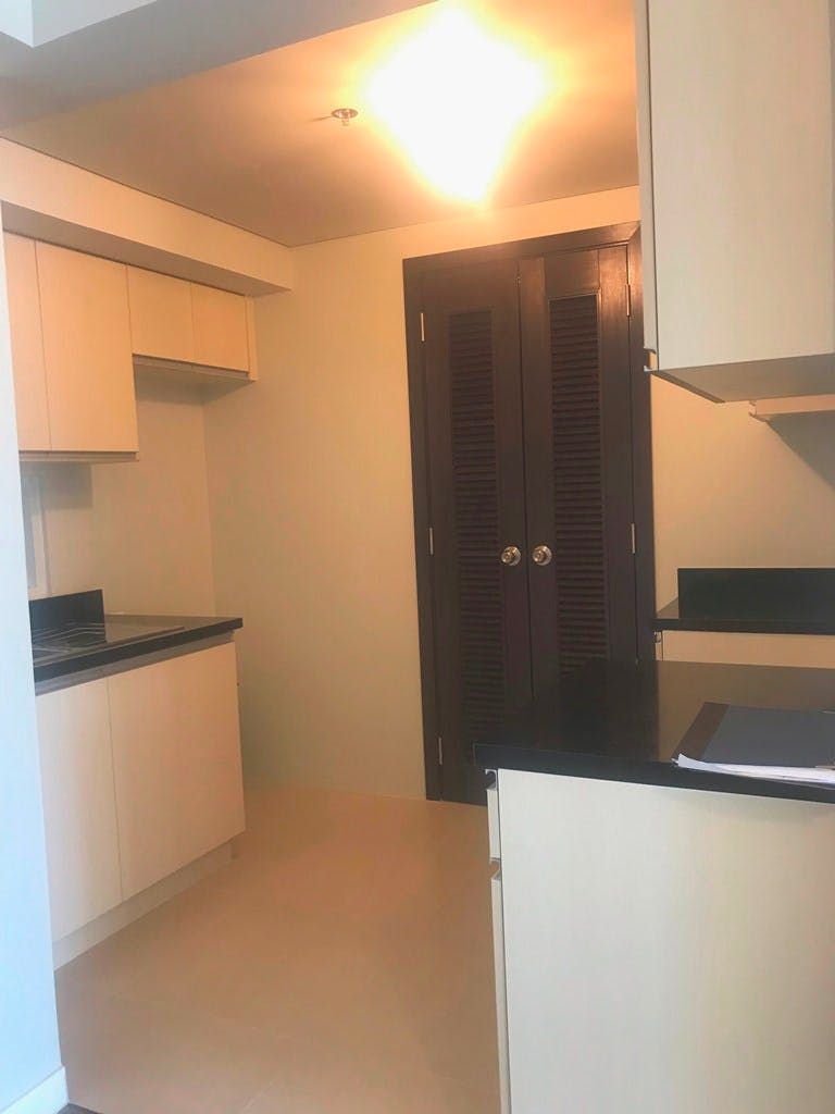 "1BR Condo for Rent in Kroma Tower, Legazpi Village, Makati"06