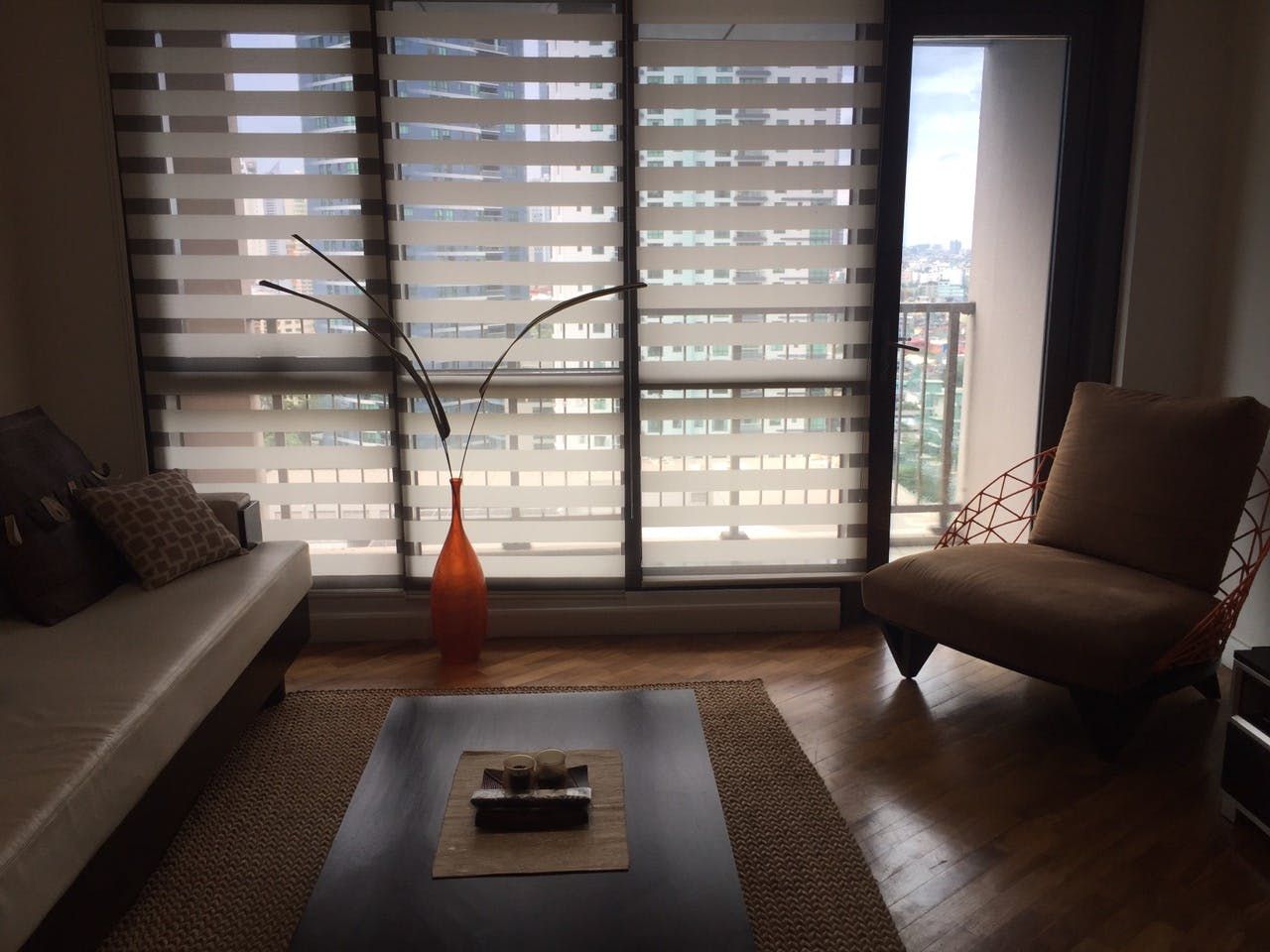 "1BR Condo for Rent in Joya Lofts and Towers, Rockwell Center, Makati"10