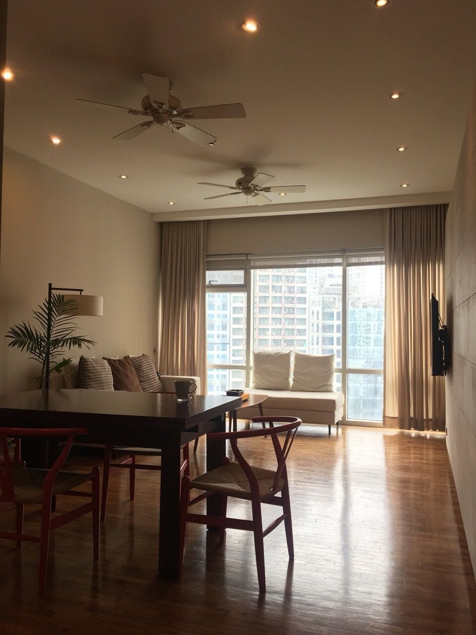 "2BR Condo for Rent in One Legazpi Park, Legazpi Village, Makati"10