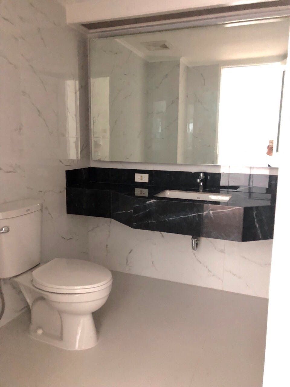 "3BR Condo for Rent in Three Salcedo Place, Salcedo Village, Makati"10