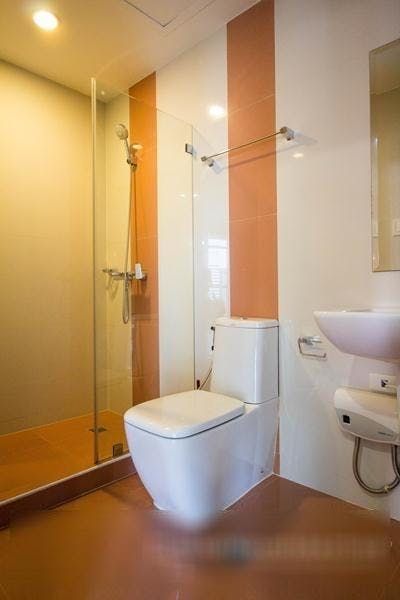 "2BR Condo for Rent in Crescent Park Residences, BGC - Bonifacio Global"05