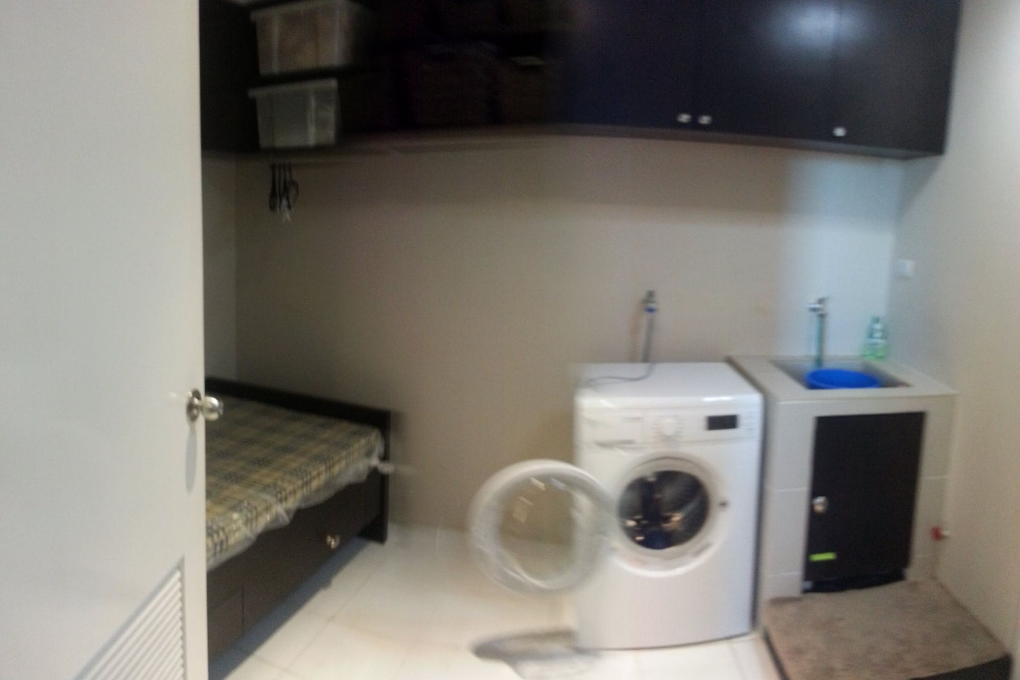 "2BR Condo for Rent in 8 Forbes Town Road, BGC - Bonifacio Global City,"07