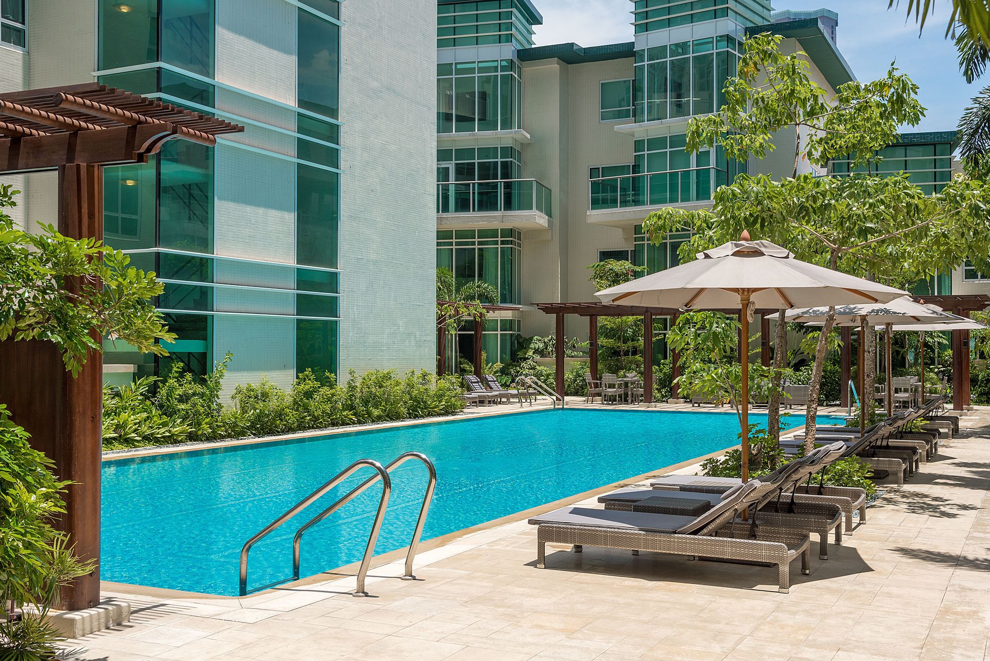 "1BR Condo for Rent in Aruga by Rockwell, Poblacion, Makati"09