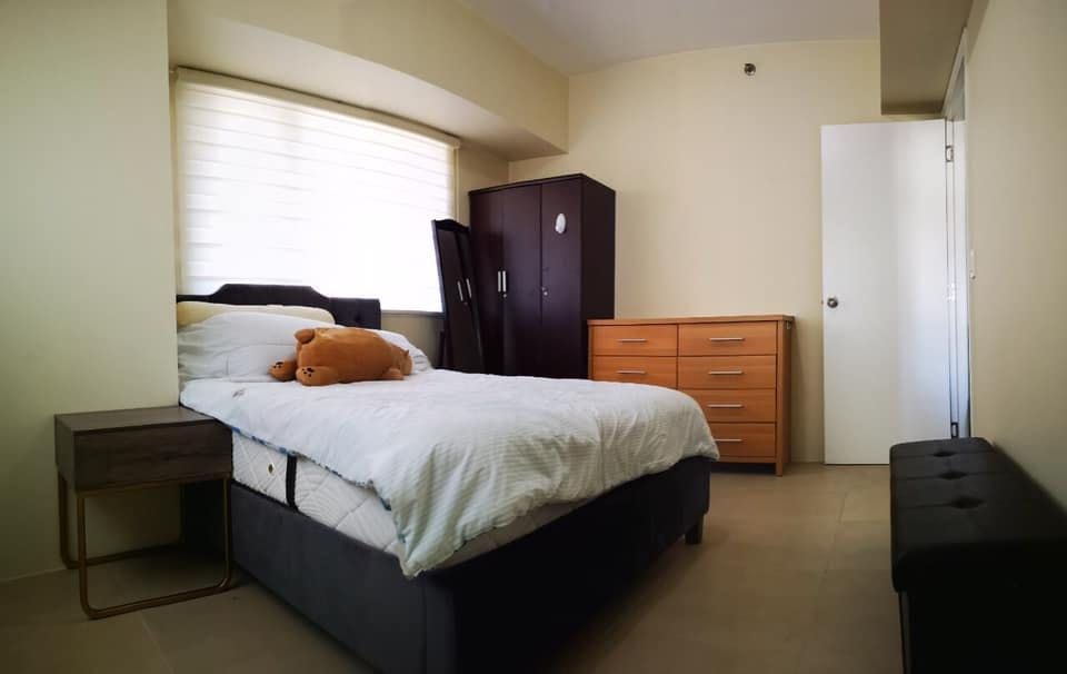 "1BR Condo for Rent in Avida Towers BGC 9th Ave., BGC - Bonifacio Globa"06