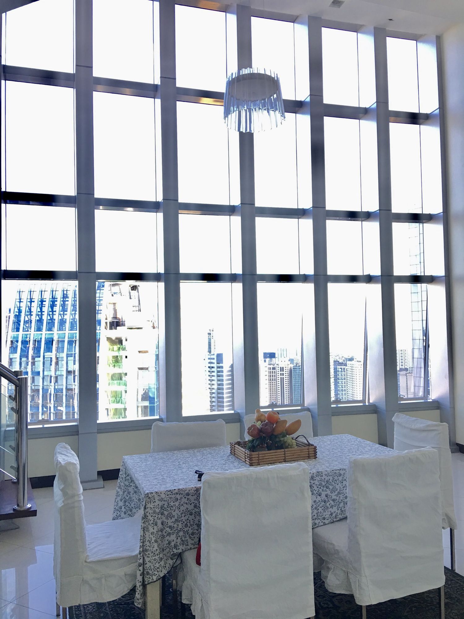 "3BR Condo for Rent in One Central, Salcedo Village, Makati"05