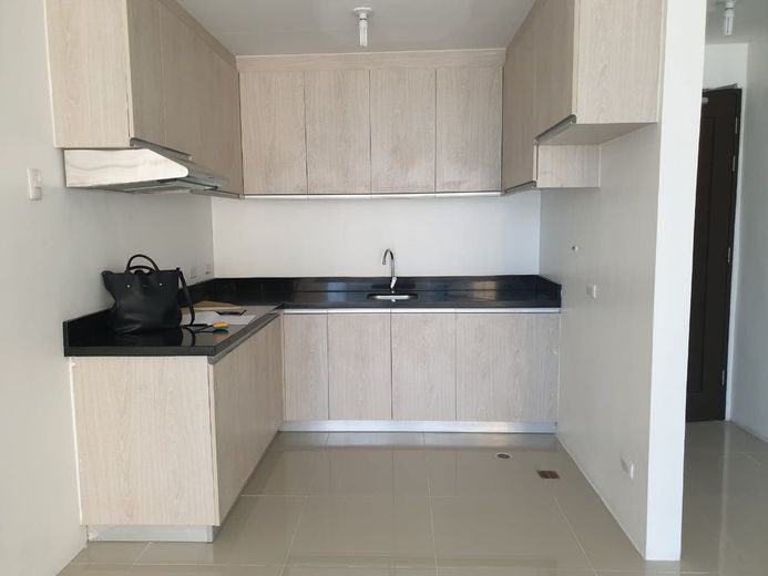 "1BR