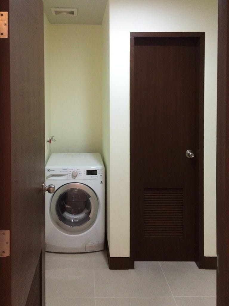 "1BR Condo for Rent in Two Central, Salcedo Village, Makati"07